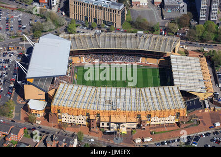 Eine Luftaufnahme des Molineux-Stadion, Heimat des Wolverhampton Wanderers FC Stockfoto