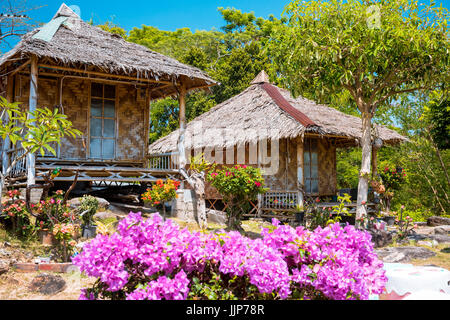 Strohballenhaus in Thailand Park Phi Phi island Stockfoto