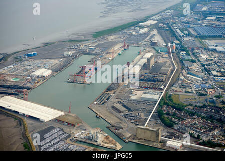 Eine Luftaufnahme des Avonmouth Docks, Bristol, Südwest-England, UK Stockfoto