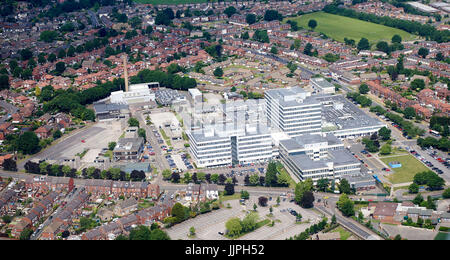 Eine Luftaufnahme von Barnsley Krankenhaus, South Yorkshire, Nordengland Stockfoto