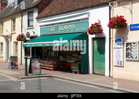 John Robins Qualität Metzger Ladenfront auf der High Street, Stony Stratford, Buckinghamshire, Großbritannien Stockfoto