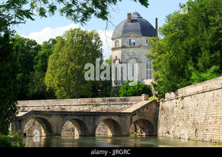 Frankreich, le Château, Châteauneuf-Sur-Loire, Loiret (45) / / Frankreich, Loiret, Chateauneuf Sur Loire, das Schloss Stockfoto