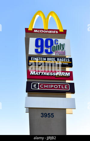 Strip Mall Business anmelden Blue Diamond Road, Las Vegas, Nevada Stockfoto