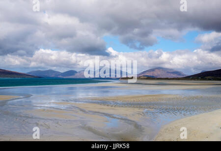 LEWIS und HARRIS, Schottland - ca. APRIL 2016: Strand auf den äußeren Inseln Lewis und Harris in Schottland. Stockfoto