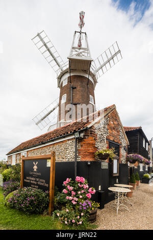 Die Windmühle am Cley nächsten am Meer in Norfolk Stockfoto