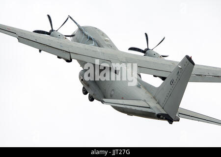 Die italienische Alenia C-27J Spartan demonstriert seine Agilität bei RIAT 2017 Stockfoto