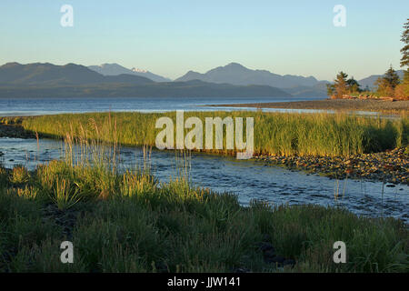 Naka-Bach, der in Johnstone geraden in Nord Vancouver Island Stockfoto