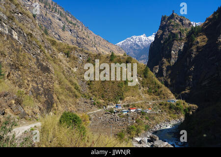 Marsyangdi Tal in der Nähe von dharapani, Annapurna Circuit, Nepal. Stockfoto