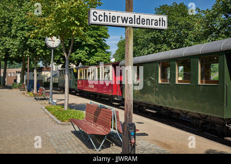 Selfkantbahn, historische Schmalspur-Dampfeisenbahn, Schierwaldenrath, Heinsberg, Nordrhein-Westfalen, Deutschland Stockfoto