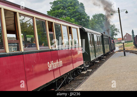 Selfkantbahn, historische Schmalspur-Dampfeisenbahn, Schierwaldenrath, Heinsberg, Nordrhein-Westfalen, Deutschland Stockfoto