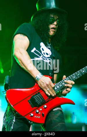 Gitarrist Slash Velvet Revolver durchführen 2007 KROQ LA Invasion Home Depot Center Carson, Kalifornien. Stockfoto