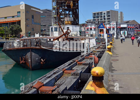 Wellington, New Zealand - 18. November 2016: malerische Wellington Hafen, Hafen & CBD zur Mittagszeit. In den Backgroud ist das Museum von neuem Eifer Stockfoto