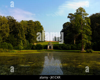 Der See in Melbourne Hall in South Derbyshire England UK ein stattliches Haus für die Öffentlichkeit zugänglich. Stockfoto