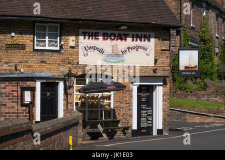 Die Yacht Inn at Coalport, in der Nähe von Ironbridge, Shropshire, England, Großbritannien Stockfoto