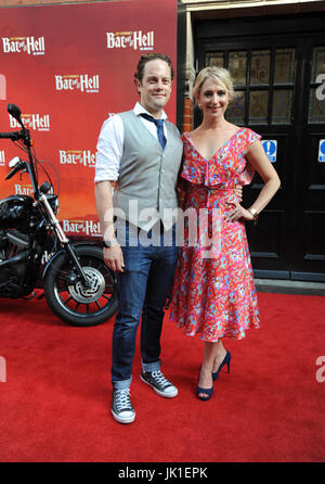 Anreise zur Premiere von "Bat Out Of Hell" The Musical in London Coliseum Featuring: Ali Bastian wo: London, Vereinigtes Königreich bei: 20. Juni 2017 Credit: WENN.com Stockfoto