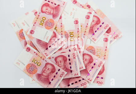 Hintergrund, bestehend aus vielen chinesischen 100 RMB Yuan Anmerkungen Stockfoto