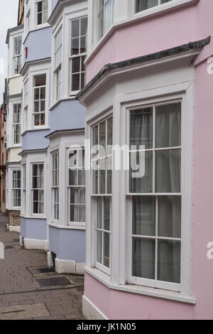 Pastell farbigen Fenster in den Häusern der Holywell Street, Oxford, England, UK. Stockfoto