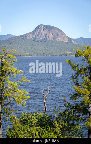 Mount Greville und Lake Moogerah, Moogerah Peaks National Park, in der Nähe von Aratula, Queensland, Australien Stockfoto