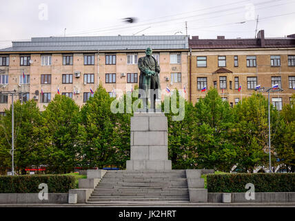 Wyborg, Russland - 16. Oktober 2016. Lenin-Statue auf dem Hauptplatz in Wyborg, Russland. Vyborg ist ein wichtiger Verkehrsknotenpunkt im Nordwesten der Stockfoto