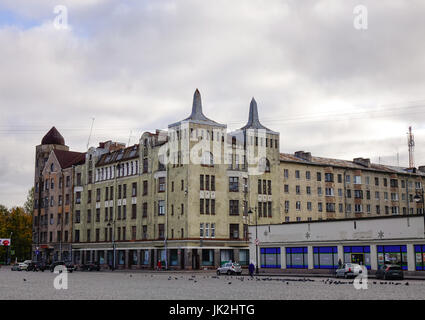 Wyborg, Russland - 16. Oktober 2016. Alte Gebäude befindet sich am Hauptplatz in Wyborg, Russland. Vyborg ist ein wichtiger Verkehrsknotenpunkt im Nordwesten Stockfoto