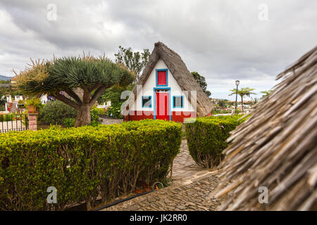 Traditionelle Häuser in Santana Region Madeira Stockfoto