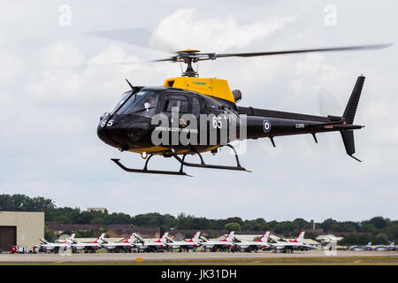 Eichhörnchen HT.1 von der Royal Air Force, gesehen bei 2017 Royal International Air Tattoo am Royal Air Force Fairford in Gloucestershire - die größte mi Stockfoto