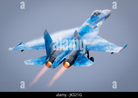 Ex-russischen sowjetischen kalten Krieges ukrainischen Suchoi SU-27 Flanker Etalagen Fairford International Air Tattoo 2017 Stockfoto