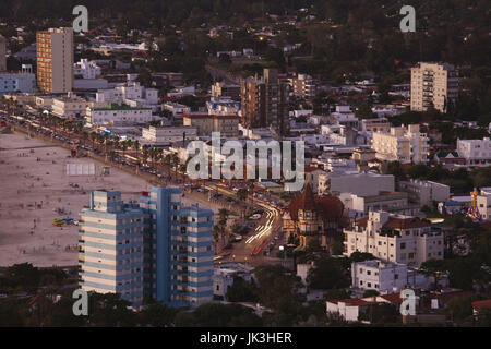 Uruguay, Piriapolis, Kurort vom Cerro San Antonio Hill, Abend Stockfoto