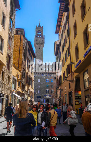 Straßenszenen mit Touristen aus Florenz Toskana Italien Stockfoto