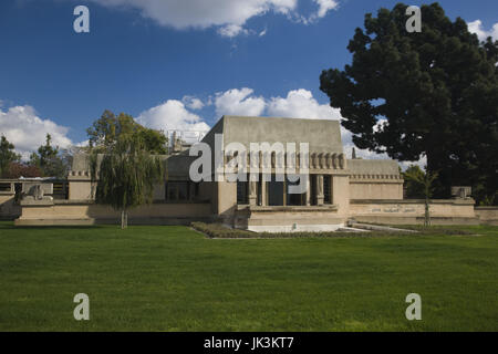 USA, California, Los Angeles, Loz Feliz Nachbarschaft, Barnsdall Kunstpark Hollyhock House, entworfen von Frank Lloyd Wright (b.1919) Stockfoto