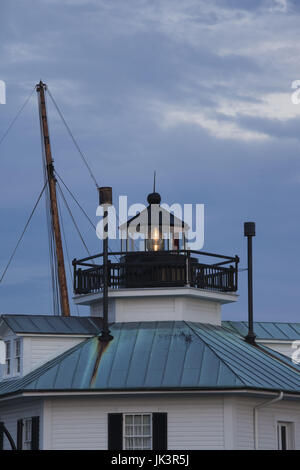 USA, Maryland, östlichen Ufer der Chesapeake Bay, St. Michaels, Chesapeake Bay Maritime Museum, Hooper gerade Schraube-Haufen Leuchtturm, Sonnenuntergang Stockfoto