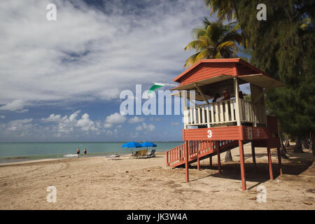 Puerto Rico, Ostküste, Luquillo, Luquillo-Strand Playa, Leben Wartturm Stockfoto