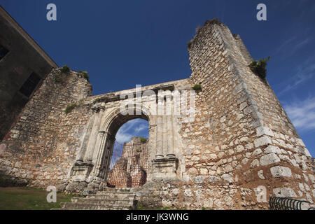 Dominikanische Republik, Santo Domingo, Zona Colonial, Ruinen von Monasterio de San Francisco, erste Kloster in der neuen Welt Stockfoto