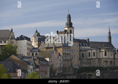 Luxemburg, Luxemburg-Stadt, Blick auf die Chemon De La Corniche aus Grund, Stockfoto