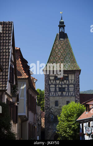Frankreich, Haut-Rhin, Elsass, Alasatian Weinstraße, Bergheim, Stadt-detail Stockfoto