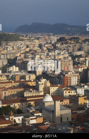 Italien, Sardinien, Cagliari, Blick vom Torre di San Pancrazio, am späten Nachmittag Stockfoto