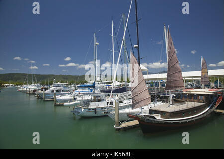 Australien, Queensland, Nordküste, Port Douglas, Marina Mirage auf Dickson Inlet, Stockfoto