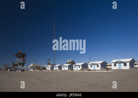 USA, California, Amboy, Zeichen für verlassene Roy Motel, Rt.66 Stockfoto