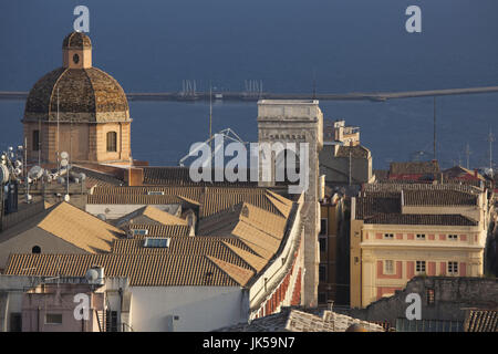 Italien, Sardinien, Cagliari, Blick vom Torre di San Pancrazio, am späten Nachmittag Stockfoto