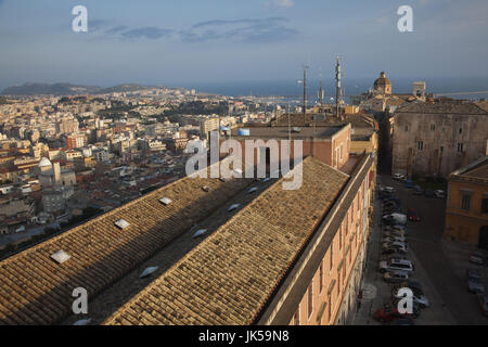 Italien, Sardinien, Cagliari, Blick vom Torre di San Pancrazio, am späten Nachmittag Stockfoto