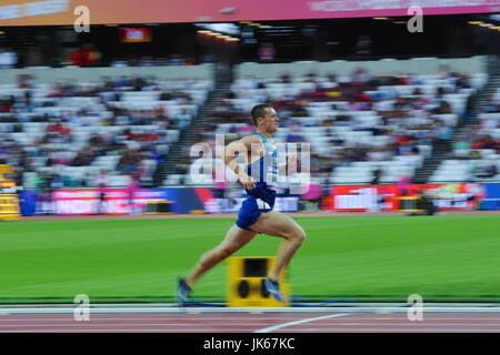 London, UK. 21. Juli 2017. Michael Brannigan (USA) nähert sich die Linie in Heat 1 der Männer qualifizieren 800m T20 bei Para der Leichtathletik-Weltmeisterschaft in London Stadium, Queen Elizabeth Olympic Park. Bildnachweis: Michael Preston/Alamy Live-Nachrichten Stockfoto