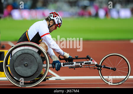 London, UK. 21. Juli 2017. Peter Genyn (BEL) auf der Suche nach dem Gewinn der Herren 100 entspannt-m-Final T51 bei Para der Leichtathletik-Weltmeisterschaft in London Stadium, Queen Elizabeth Olympic Park.  Genyn die Zeit im Rennen war 21.10secs. Bildnachweis: Michael Preston/Alamy Live-Nachrichten Stockfoto