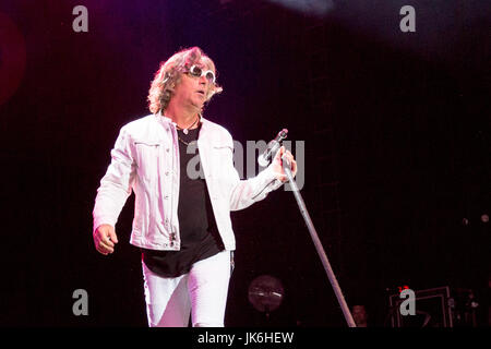 Milwaukee, Wisconsin, USA. 1. Juli 2017. ED ROLAND der Kollektivseele tritt bei Henry Maier Festival Park beim Sommerfest in Milwaukee, Wisconsin Credit: Daniel DeSlover/ZUMA Draht/Alamy Live News Stockfoto