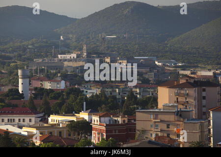 Italien, Sardinien, Südwesten Sardiniens, Iglesias, Kohle Bergbau Blick auf die Stadt Stockfoto