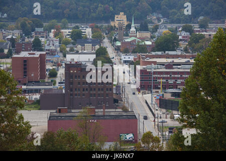 USA, West Virginia, Charleston, erhöhte Ansicht aus Spring Hill, Herbst Stockfoto