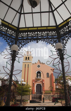 Puerto Rico, Mittelgebirge, Barranquitas, Parroquia de San Antonio de Padua Kirche Stockfoto