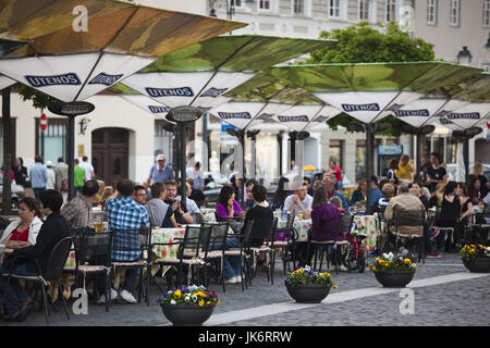 Litauen, Vilnius, Altstadt, Rotuses Aikste, Rathaus Platz, im freien Cafés, NR Stockfoto