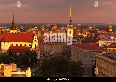 Tschechische Republik, Südmähren, Brünn, Stadtansicht, Altstadt, Kirchen, Abendlicht Europa, Osteuropa, stilsicheren, Ceská Republika, Mähren, Mähren, Gebietshauptstadt Brünn, Stadt, Großstadt, Fachzeitung, Häuser, Wohnhäuser, werden Stockfoto