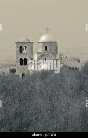 Jordanien, Jordanien River Valley, Bethany-Beyond-The-Jordan-Al-Maghtas, Taufstelle Jesu Christi, Kirchen an der Jordan-israelischen Grenze Stockfoto