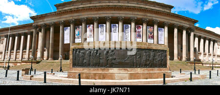 St Georges Hall und Krieg-Denkmal, Lime Street, Liverpool, UK Stockfoto